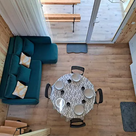 Hébergement de vacances Przy Jeziorze Z Prywatna Plaza W Borach Tucholskich Alicja Wczasy Z Dziecmi Nowe Luksusowe Na Skraju Jeziora I Lasu *