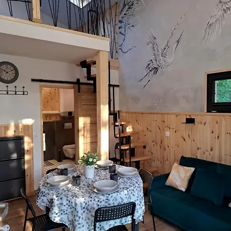 Hébergement de vacances Przy Jeziorze Z Prywatna Plaza W Borach Tucholskich Alicja Wczasy Z Dziecmi Nowe Luksusowe Na Skraju Jeziora I Lasu *