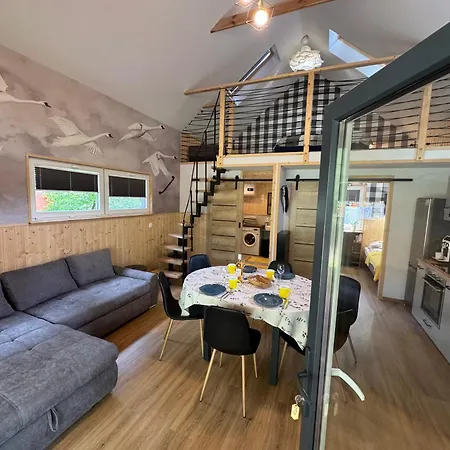 Przy Jeziorze Z Prywatna Plaza W Borach Tucholskich Alicja Wczasy Z Dziecmi Nowe Luksusowe Na Skraju Jeziora I Lasu * Ostrowite (Chojnice)