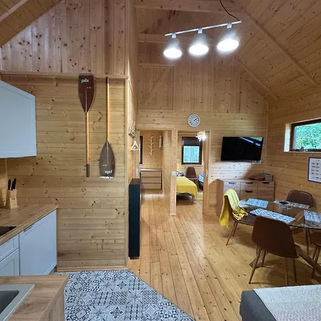 Prázdninový dům Przy Jeziorze Z Prywatna Plaza W Borach Tucholskich Alicja Wczasy Z Dziecmi Nowe Luksusowe Na Skraju Jeziora I Lasu