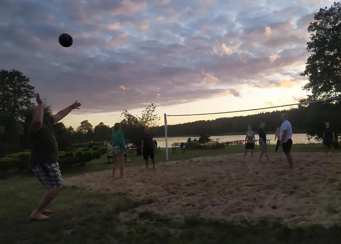 Przy Jeziorze Z Prywatna Plaza W Borach Tucholskich Alicja Wczasy Z Dziecmi Nowe Luksusowe Na Skraju Jeziora I Lasu Semesterbostad Ostrowite (Chojnice)