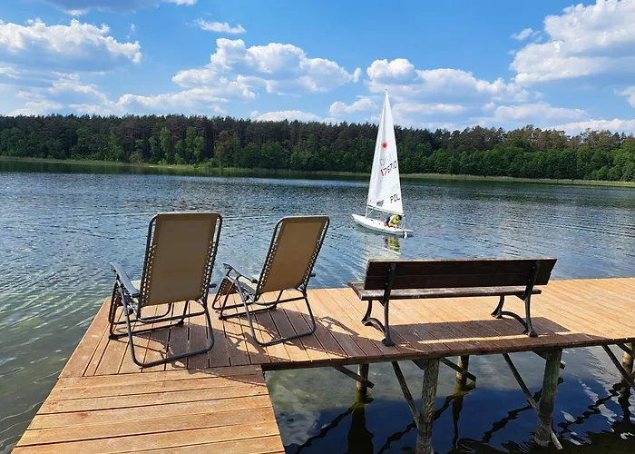 Semesterbostad Przy Jeziorze Z Prywatna Plaza W Borach Tucholskich Alicja Wczasy Z Dziecmi Nowe Luksusowe Na Skraju Jeziora I Lasu *