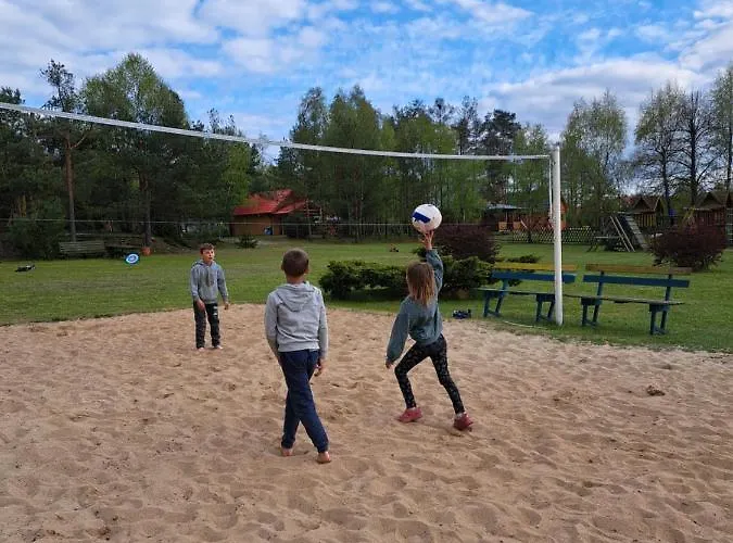 Semesterbostad Przy Jeziorze Z Prywatna Plaza W Borach Tucholskich Alicja Wczasy Z Dziecmi Nowe Luksusowe Na Skraju Jeziora I Lasu *