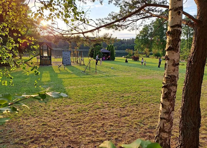 Przy Jeziorze Z Prywatna Plaza W Borach Tucholskich Alicja Wczasy Z Dziecmi Nowe Luksusowe Na Skraju Jeziora I Lasu * Ostrowite (Chojnice)