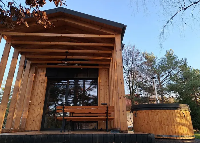 Przy Jeziorze Z Prywatna Plaza W Borach Tucholskich Alicja Wczasy Z Dziecmi Nowe Luksusowe Na Skraju Jeziora I Lasu * Ostrowite (Chojnice)