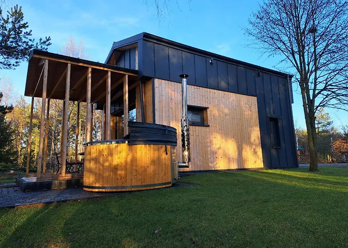 Przy Jeziorze Z Prywatna Plaza W Borach Tucholskich Alicja Wczasy Z Dziecmi Nowe Luksusowe Na Skraju Jeziora I Lasu * Ostrowite (Chojnice)