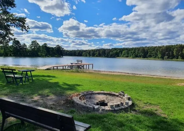 Przy Jeziorze Z Prywatna Plaza W Borach Tucholskich Alicja Wczasy Z Dziecmi Nowe Luksusowe Na Skraju Jeziora I Lasu * Ostrowite (Chojnice)