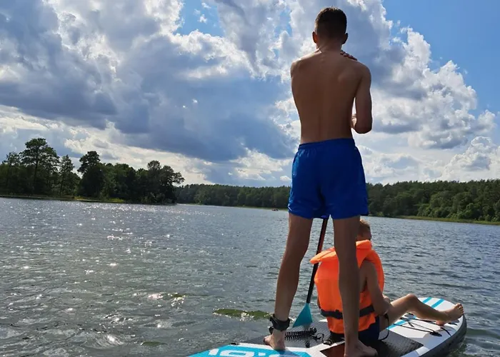 Przy Jeziorze Z Prywatna Plaza W Borach Tucholskich Alicja Wczasy Z Dziecmi Nowe Luksusowe Na Skraju Jeziora I Lasu Ostrowite (Chojnice)